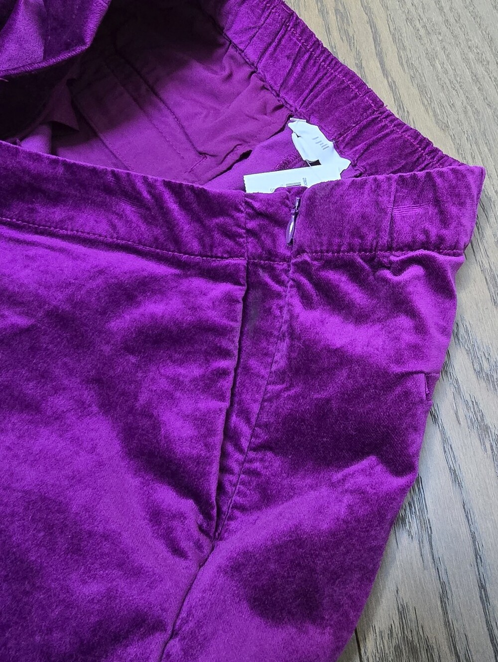๐๏ธ J. Jill Velveteen Stretch Slim Leg Trouser in Sugarbeet Purple - Picture 7 of 13